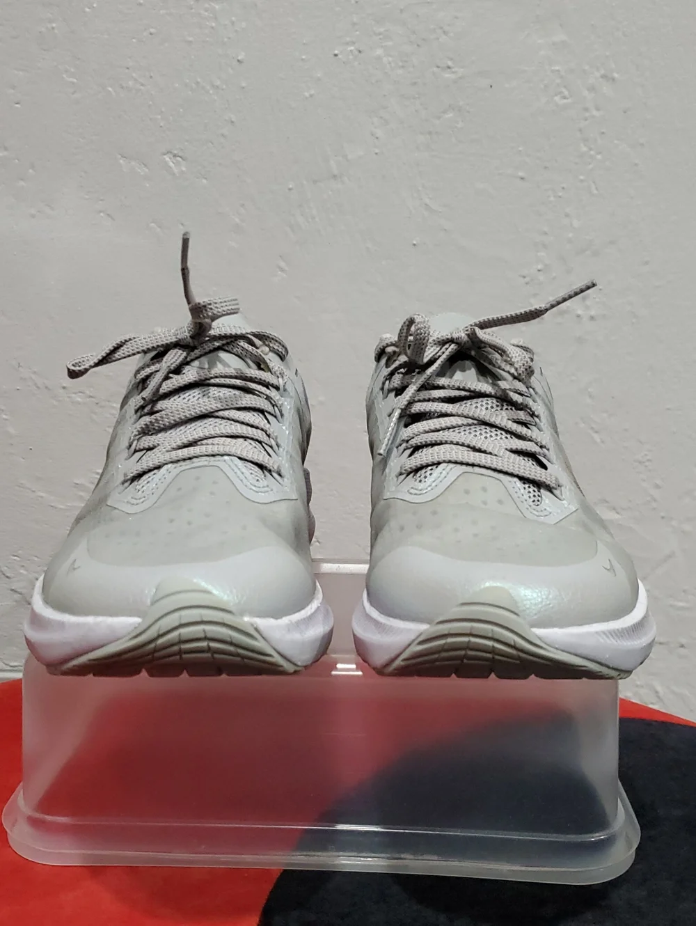 Nike Air Zoom Winflo 8 In Grey Fog Iridescent Size 8
